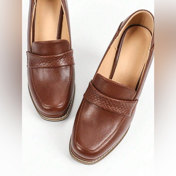 NEW Heeled Loafers Wood Grain Chunky Heel Platform Squared Toe Pumps Brown sz 9 - Picture 2 of 8